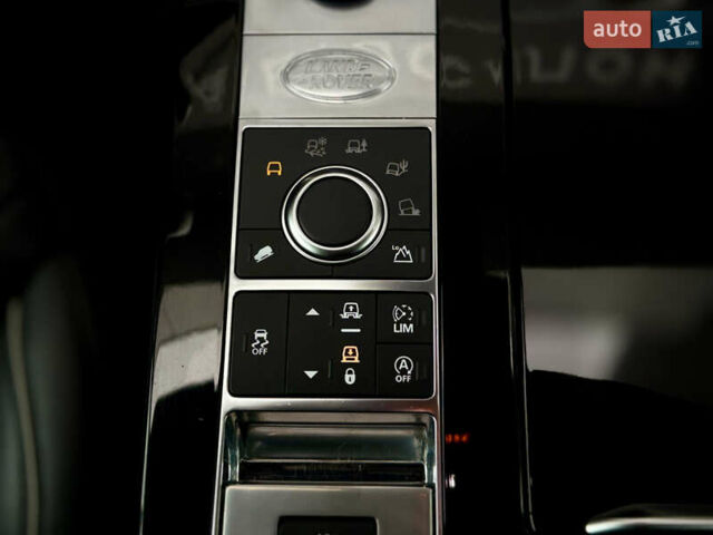 Серый Ленд Ровер Дискавери, объемом двигателя 3 л и пробегом 85 тыс. км за 35500 $, фото 31 на Automoto.ua