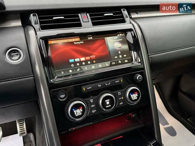 Сірий Ленд Ровер Діскавері, об'ємом двигуна 3 л та пробігом 105 тис. км за 29555 $, фото 101 на Automoto.ua