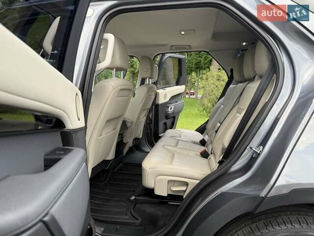 Сірий Ленд Ровер Діскавері, об'ємом двигуна 2 л та пробігом 124 тис. км за 28777 $, фото 62 на Automoto.ua