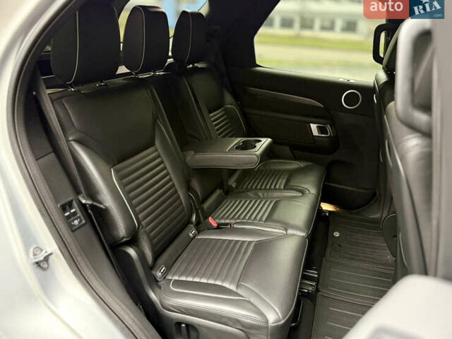 Серый Ленд Ровер Дискавери, объемом двигателя 3 л и пробегом 85 тыс. км за 35500 $, фото 18 на Automoto.ua