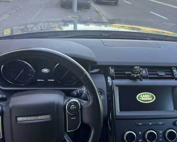 Серый Ленд Ровер Дискавери, объемом двигателя 3 л и пробегом 82 тыс. км за 40500 $, фото 7 на Automoto.ua