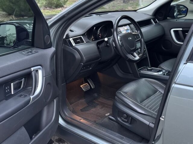 Сірий Ленд Ровер Діскавері, об'ємом двигуна 2 л та пробігом 125 тис. км за 19950 $, фото 18 на Automoto.ua