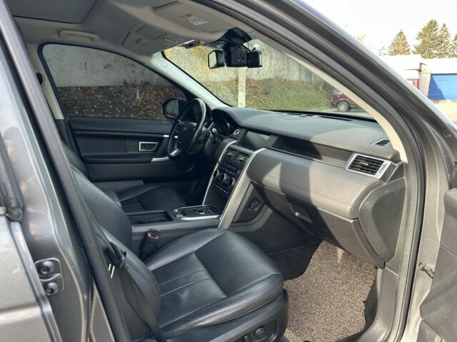 Сірий Ленд Ровер Діскавері, об'ємом двигуна 2 л та пробігом 167 тис. км за 21999 $, фото 5 на Automoto.ua