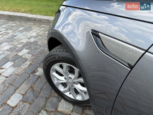 Сірий Ленд Ровер Діскавері, об'ємом двигуна 2 л та пробігом 124 тис. км за 28777 $, фото 52 на Automoto.ua