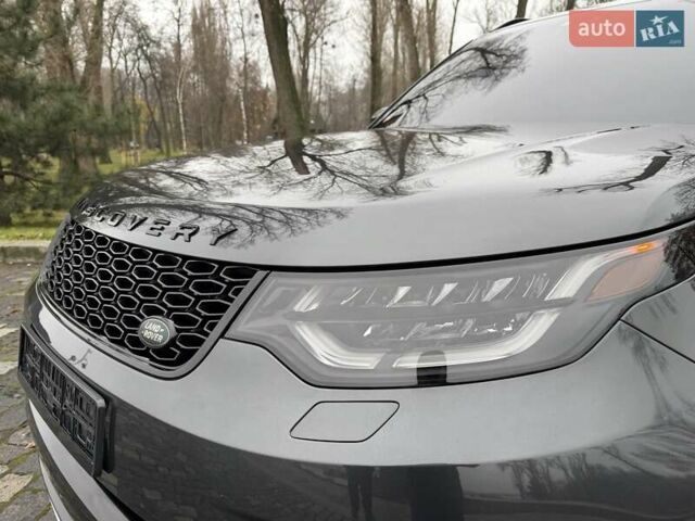 Сірий Ленд Ровер Діскавері, об'ємом двигуна 3 л та пробігом 105 тис. км за 29555 $, фото 4 на Automoto.ua