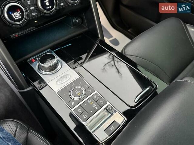 Сірий Ленд Ровер Діскавері, об'ємом двигуна 3 л та пробігом 105 тис. км за 29555 $, фото 87 на Automoto.ua