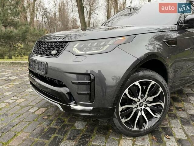 Сірий Ленд Ровер Діскавері, об'ємом двигуна 3 л та пробігом 105 тис. км за 29555 $, фото 5 на Automoto.ua