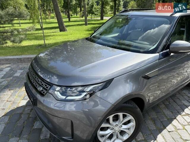 Сірий Ленд Ровер Діскавері, об'ємом двигуна 2 л та пробігом 124 тис. км за 28777 $, фото 16 на Automoto.ua