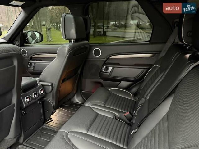 Сірий Ленд Ровер Діскавері, об'ємом двигуна 3 л та пробігом 105 тис. км за 29555 $, фото 109 на Automoto.ua