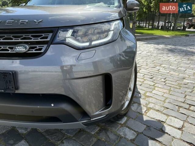 Сірий Ленд Ровер Діскавері, об'ємом двигуна 2 л та пробігом 124 тис. км за 28777 $, фото 13 на Automoto.ua