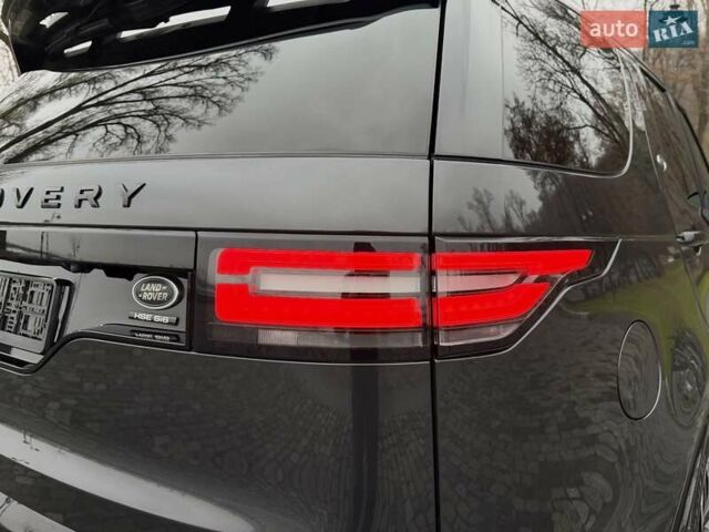 Сірий Ленд Ровер Діскавері, об'ємом двигуна 3 л та пробігом 105 тис. км за 29555 $, фото 48 на Automoto.ua