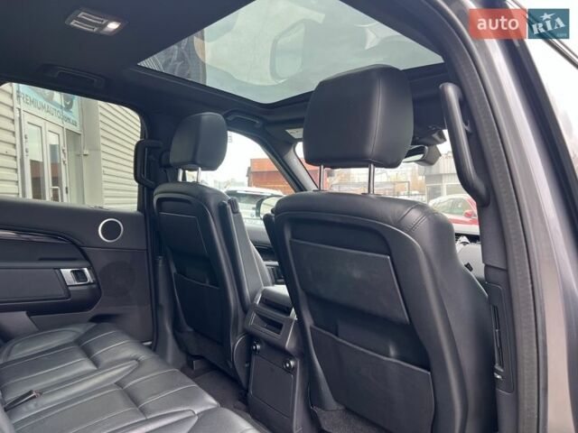 Сірий Ленд Ровер Діскавері, об'ємом двигуна 3 л та пробігом 93 тис. км за 27000 $, фото 24 на Automoto.ua