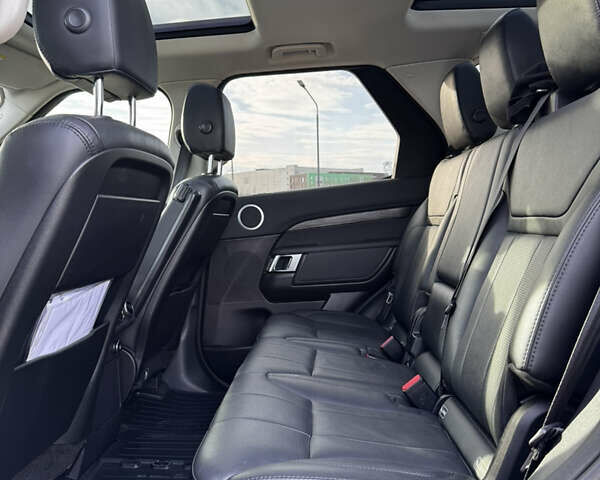 Серый Ленд Ровер Дискавери, объемом двигателя 2 л и пробегом 203 тыс. км за 23999 $, фото 4 на Automoto.ua