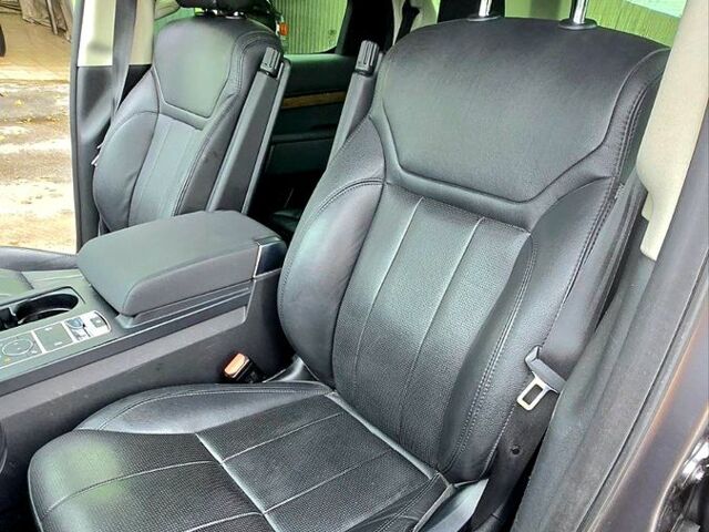 Серый Ленд Ровер Дискавери, объемом двигателя 2 л и пробегом 118 тыс. км за 32200 $, фото 11 на Automoto.ua