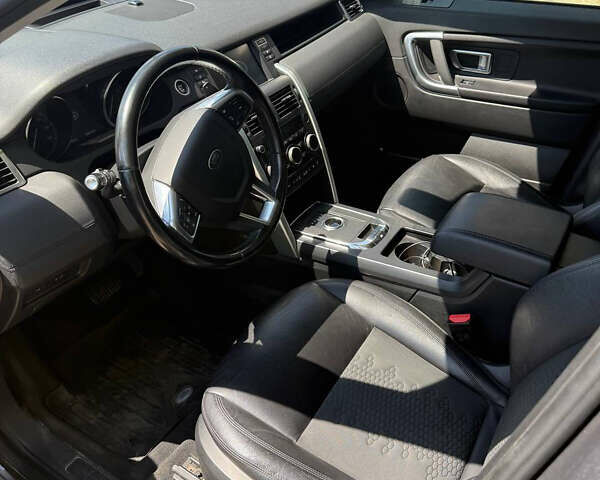 Серый Ленд Ровер Дискавери, объемом двигателя 2 л и пробегом 76 тыс. км за 21999 $, фото 4 на Automoto.ua