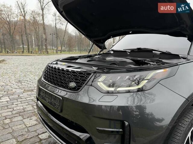 Сірий Ленд Ровер Діскавері, об'ємом двигуна 3 л та пробігом 105 тис. км за 29555 $, фото 141 на Automoto.ua