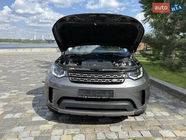 Сірий Ленд Ровер Діскавері, об'ємом двигуна 2 л та пробігом 124 тис. км за 28777 $, фото 31 на Automoto.ua