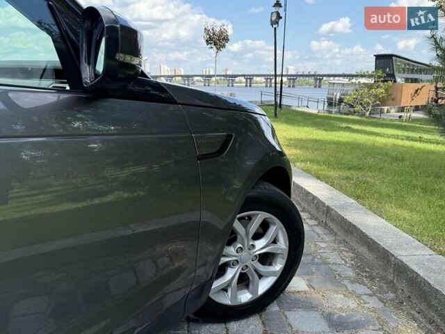 Сірий Ленд Ровер Діскавері, об'ємом двигуна 2 л та пробігом 124 тис. км за 28777 $, фото 38 на Automoto.ua