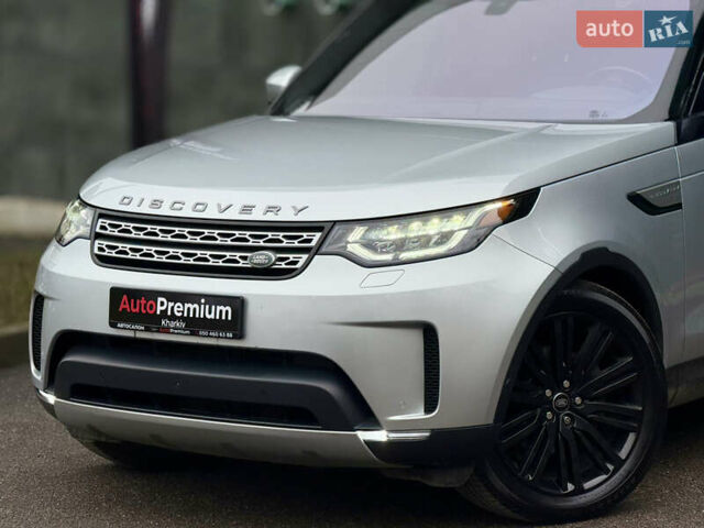 Серый Ленд Ровер Дискавери, объемом двигателя 3 л и пробегом 85 тыс. км за 35500 $, фото 1 на Automoto.ua