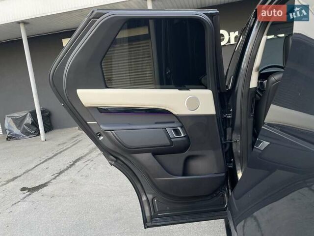 Серый Ленд Ровер Дискавери, объемом двигателя 3 л и пробегом 70 тыс. км за 37900 $, фото 41 на Automoto.ua