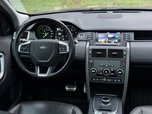 Сірий Ленд Ровер Діскавері, об'ємом двигуна 2 л та пробігом 125 тис. км за 19950 $, фото 12 на Automoto.ua