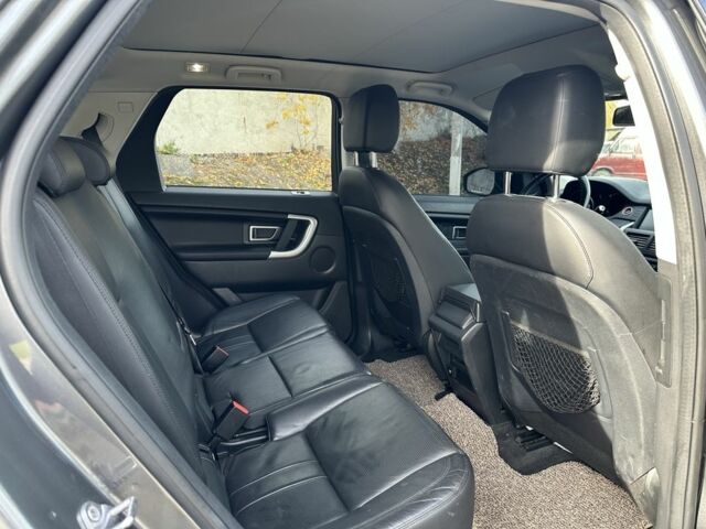 Сірий Ленд Ровер Діскавері, об'ємом двигуна 2 л та пробігом 167 тис. км за 21999 $, фото 6 на Automoto.ua