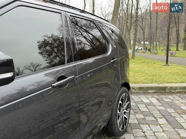 Сірий Ленд Ровер Діскавері, об'ємом двигуна 3 л та пробігом 105 тис. км за 29555 $, фото 12 на Automoto.ua
