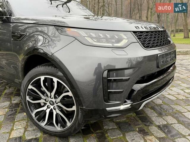 Сірий Ленд Ровер Діскавері, об'ємом двигуна 3 л та пробігом 105 тис. км за 29555 $, фото 32 на Automoto.ua