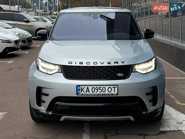 Серый Ленд Ровер Дискавери, объемом двигателя 3 л и пробегом 98 тыс. км за 34900 $, фото 2 на Automoto.ua