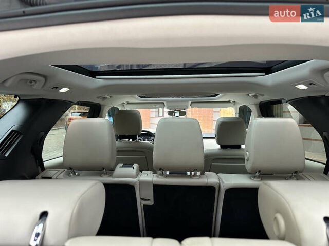 Серый Ленд Ровер Дискавери, объемом двигателя 3 л и пробегом 52 тыс. км за 39500 $, фото 86 на Automoto.ua