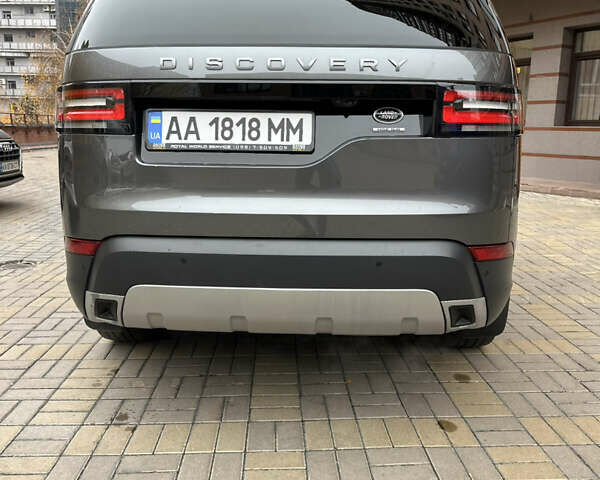 Серый Ленд Ровер Дискавери, объемом двигателя 3 л и пробегом 52 тыс. км за 39500 $, фото 18 на Automoto.ua