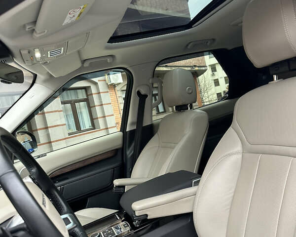 Серый Ленд Ровер Дискавери, объемом двигателя 3 л и пробегом 52 тыс. км за 39500 $, фото 72 на Automoto.ua