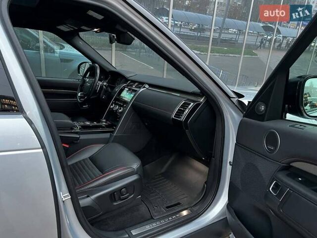 Серый Ленд Ровер Дискавери, объемом двигателя 3 л и пробегом 98 тыс. км за 34900 $, фото 10 на Automoto.ua