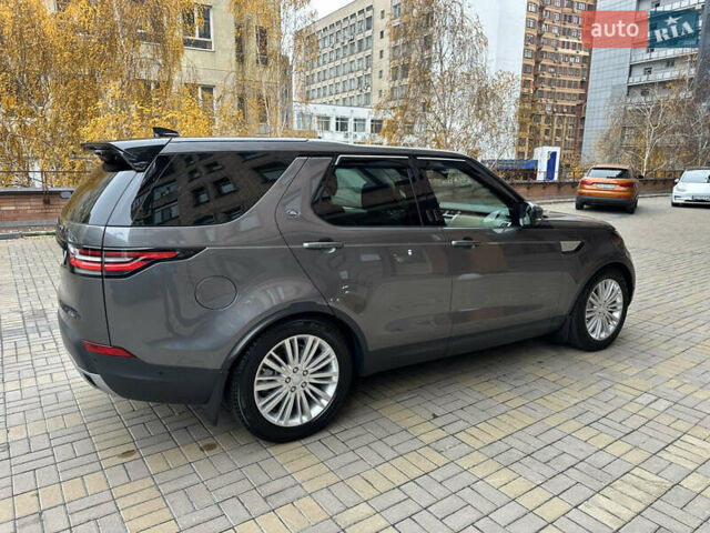 Серый Ленд Ровер Дискавери, объемом двигателя 3 л и пробегом 52 тыс. км за 39500 $, фото 36 на Automoto.ua