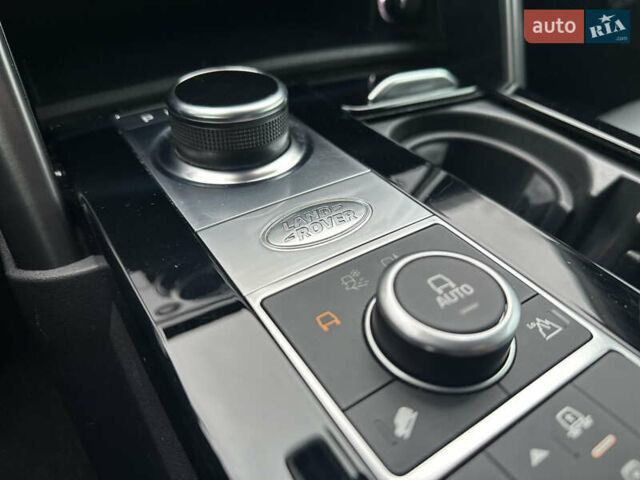 Серый Ленд Ровер Дискавери, объемом двигателя 2.99 л и пробегом 99 тыс. км за 36700 $, фото 24 на Automoto.ua