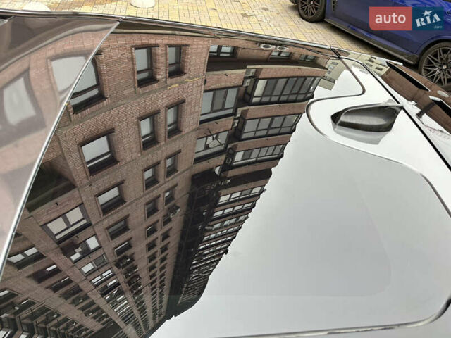 Серый Ленд Ровер Дискавери, объемом двигателя 3 л и пробегом 52 тыс. км за 39500 $, фото 125 на Automoto.ua