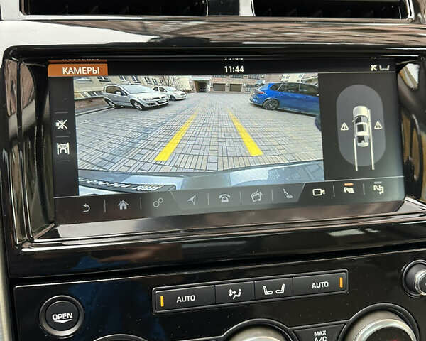 Серый Ленд Ровер Дискавери, объемом двигателя 3 л и пробегом 52 тыс. км за 39500 $, фото 126 на Automoto.ua