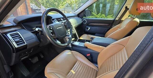 Серый Ленд Ровер Дискавери, объемом двигателя 3 л и пробегом 74 тыс. км за 50000 $, фото 7 на Automoto.ua