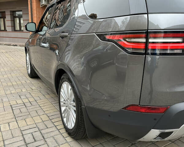 Серый Ленд Ровер Дискавери, объемом двигателя 3 л и пробегом 52 тыс. км за 39500 $, фото 21 на Automoto.ua