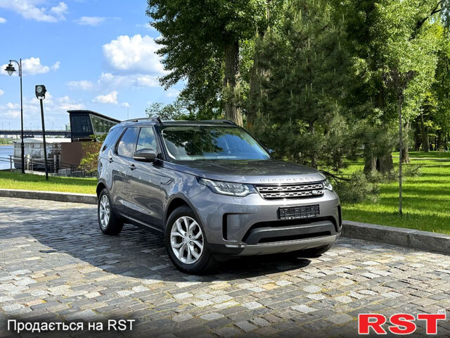 Серый Ленд Ровер Дискавери, объемом двигателя 2 л и пробегом 120 тыс. км за 29999 $, фото 2 на Automoto.ua