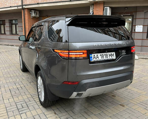 Серый Ленд Ровер Дискавери, объемом двигателя 3 л и пробегом 52 тыс. км за 39500 $, фото 56 на Automoto.ua