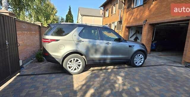 Серый Ленд Ровер Дискавери, объемом двигателя 3 л и пробегом 74 тыс. км за 50000 $, фото 22 на Automoto.ua