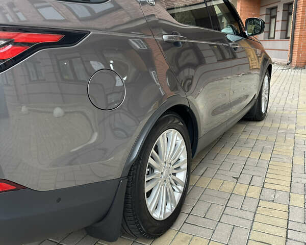 Серый Ленд Ровер Дискавери, объемом двигателя 3 л и пробегом 52 тыс. км за 39500 $, фото 17 на Automoto.ua