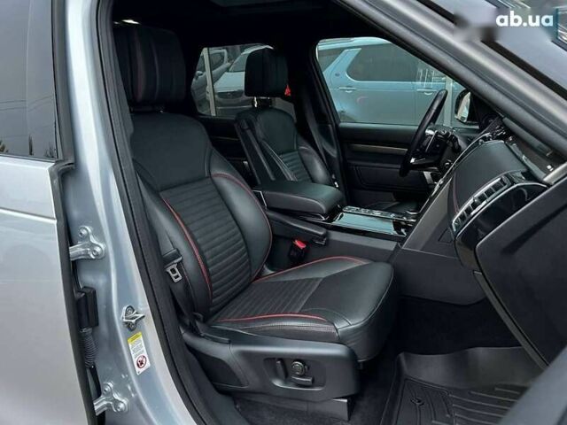 Сірий Ленд Ровер Діскавері, об'ємом двигуна 3 л та пробігом 98 тис. км за 34900 $, фото 11 на Automoto.ua