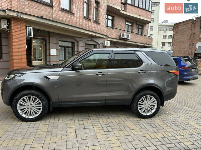 Серый Ленд Ровер Дискавери, объемом двигателя 3 л и пробегом 52 тыс. км за 39500 $, фото 45 на Automoto.ua