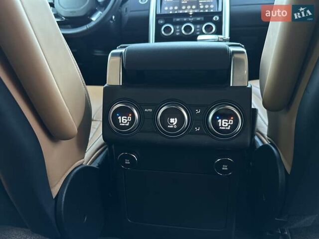 Ленд Ровер Дискавери 2020 в Виннице на Automoto.ua Серый Ленд Ровер Дискавери, объемом двигателя 3 л и пробегом 84 тыс. км за 45900 $, фото 36 на Automoto.ua