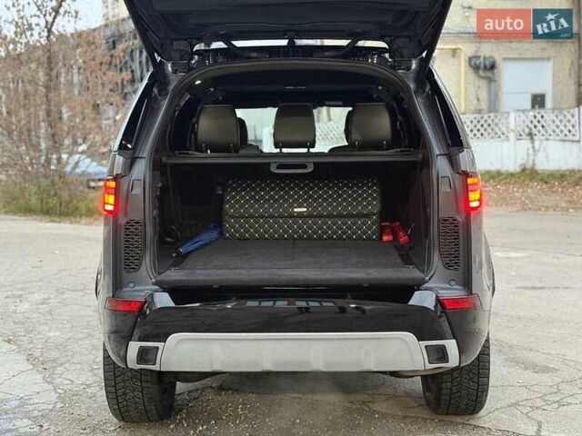 Сірий Ленд Ровер Діскавері, об'ємом двигуна 2 л та пробігом 83 тис. км за 42000 $, фото 8 на Automoto.ua