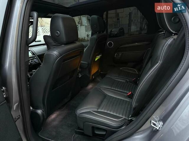 Сірий Ленд Ровер Діскавері, об'ємом двигуна 2 л та пробігом 83 тис. км за 42000 $, фото 18 на Automoto.ua