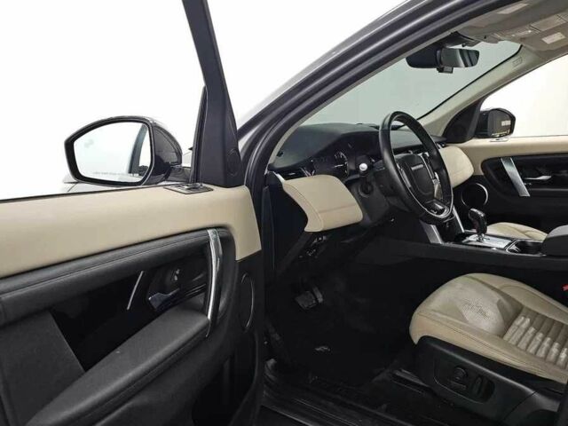 Серый Ленд Ровер Дискавери, объемом двигателя 2 л и пробегом 48 тыс. км за 21000 $, фото 5 на Automoto.ua