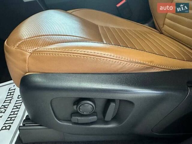 Серый Ленд Ровер Дискавери, объемом двигателя 2.99 л и пробегом 85 тыс. км за 44900 $, фото 32 на Automoto.ua